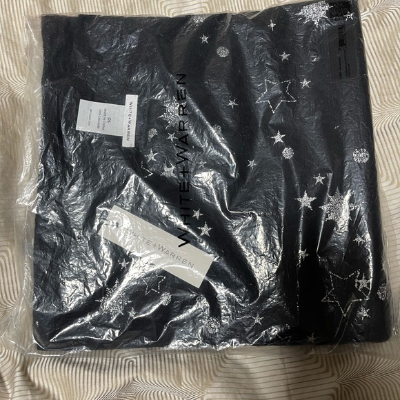 White + Warren Cashmere Celestial Foil Print Scarf 19490 - Picture 4 of 6